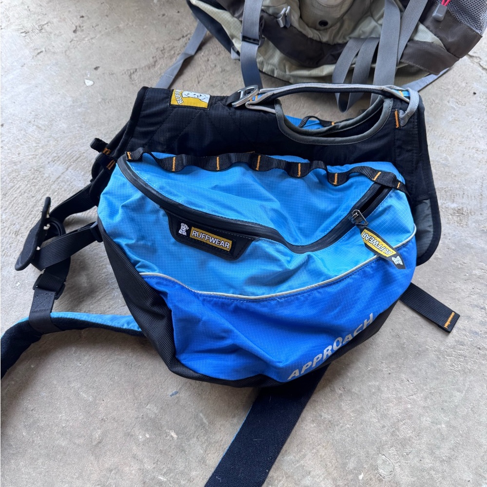Ruffwear Blue Approach Dog Pack